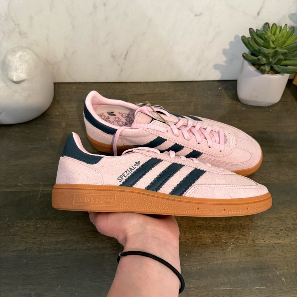 adidas Handball Spezial Clear Pink / Arctic Night / Gum - Picture 10 of 11